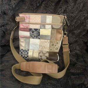 Coach Patchwork Gallery Gold Signature Swingpack Crossbody Bag #B06Q-2362